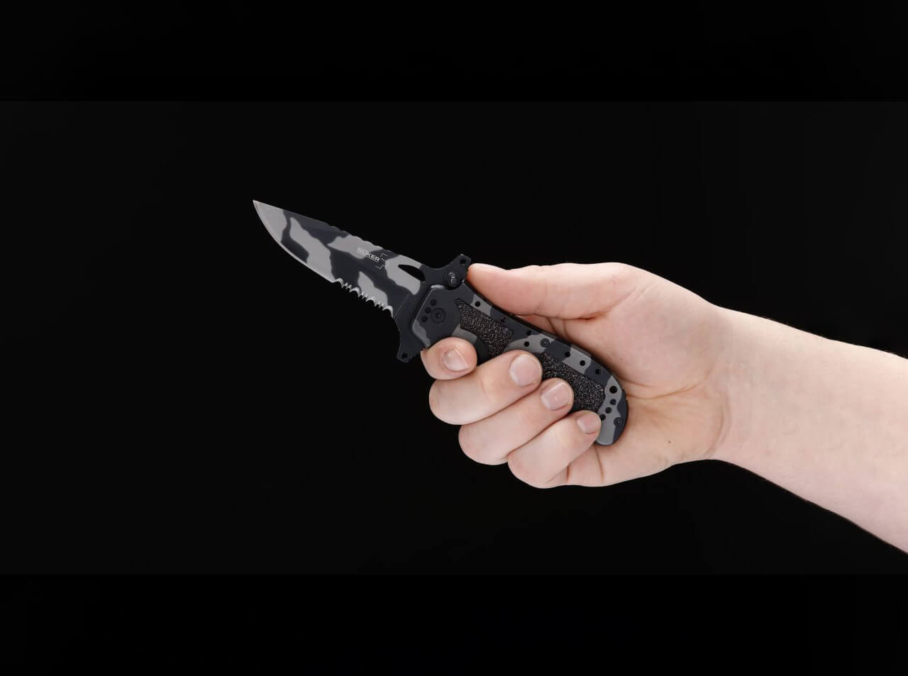 Böker Plus Camo Defender